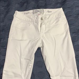 White jeggings